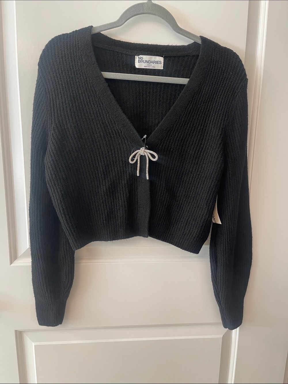 No Boundaries Black Ribbed V-Neck Cropped Sweater with Silver Tie